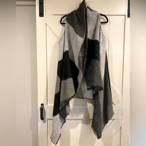 Lovestitch Sleeveless Cardigan